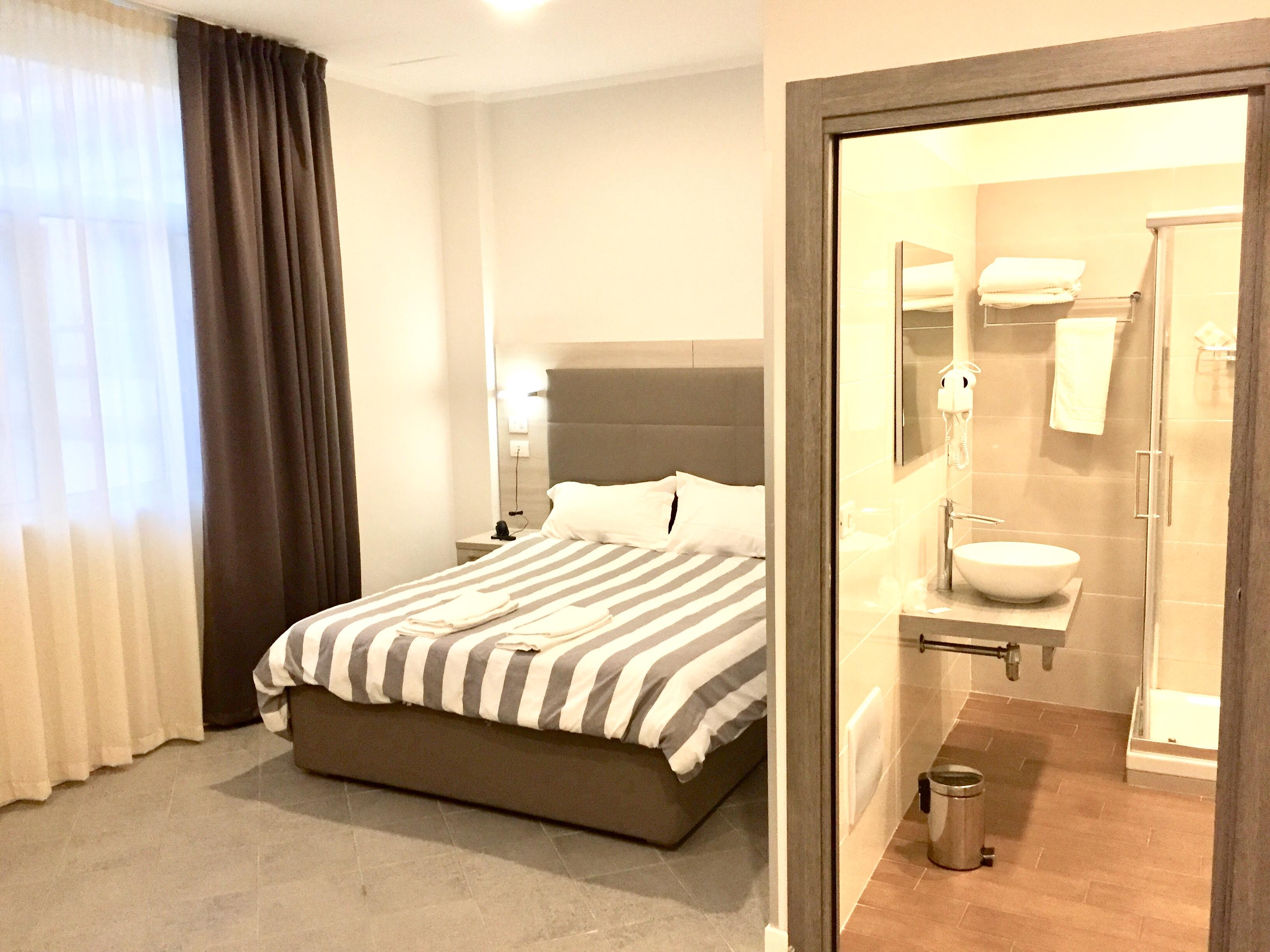 Academy Hotel Fiumicino Extérieur photo